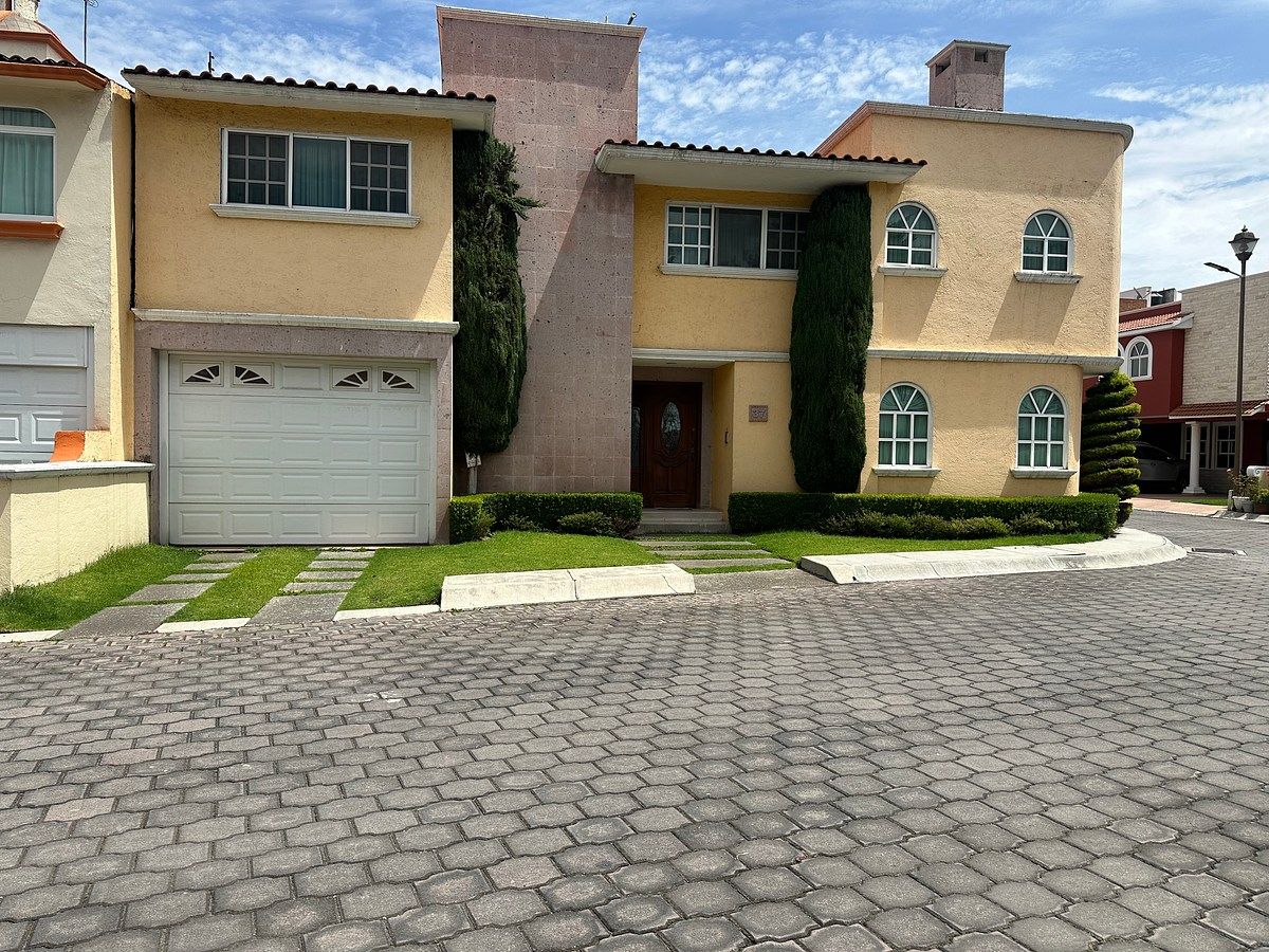 House in a condominium with 4 bedrooms Metepec !!, photo 1 of 12