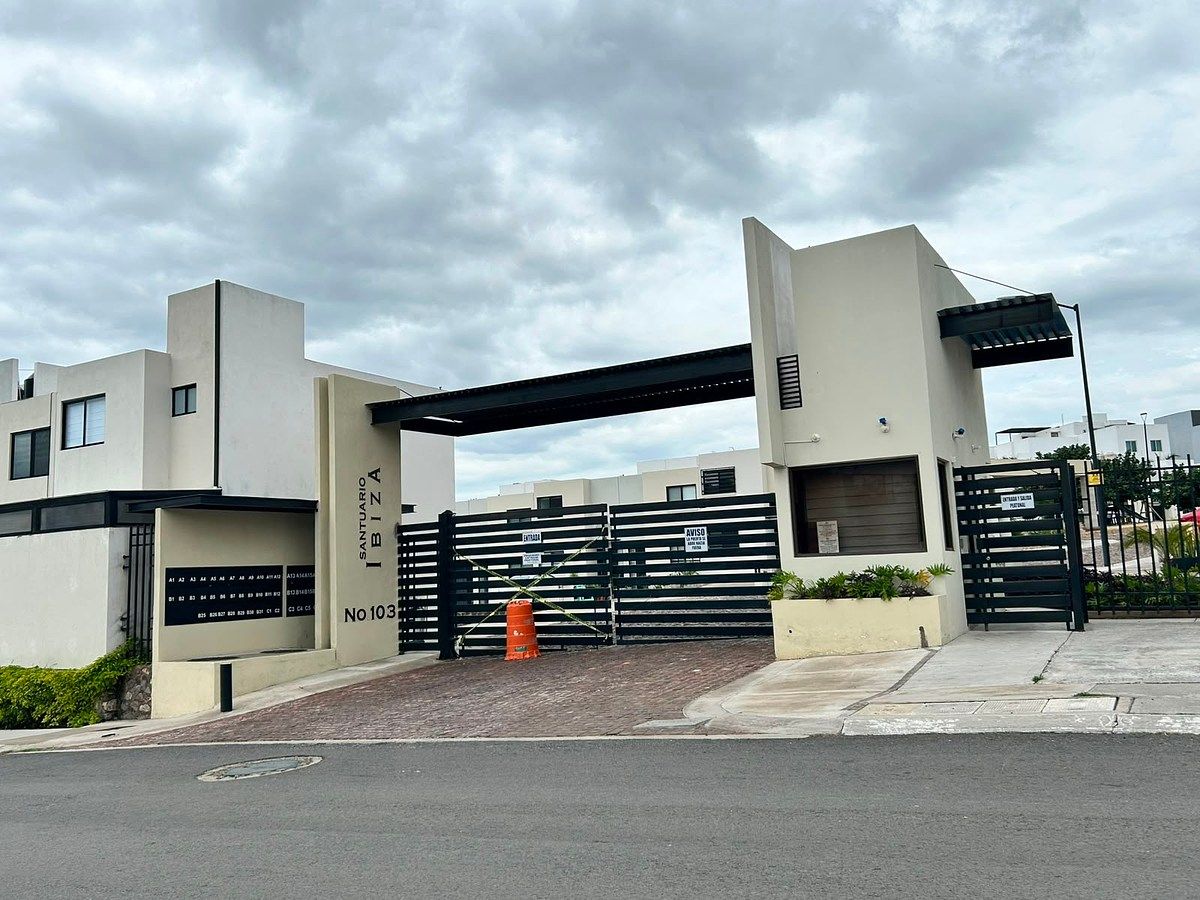AR - CASA EN VENTA COLINAS DEL SANTUARIO, foto 1 de 13