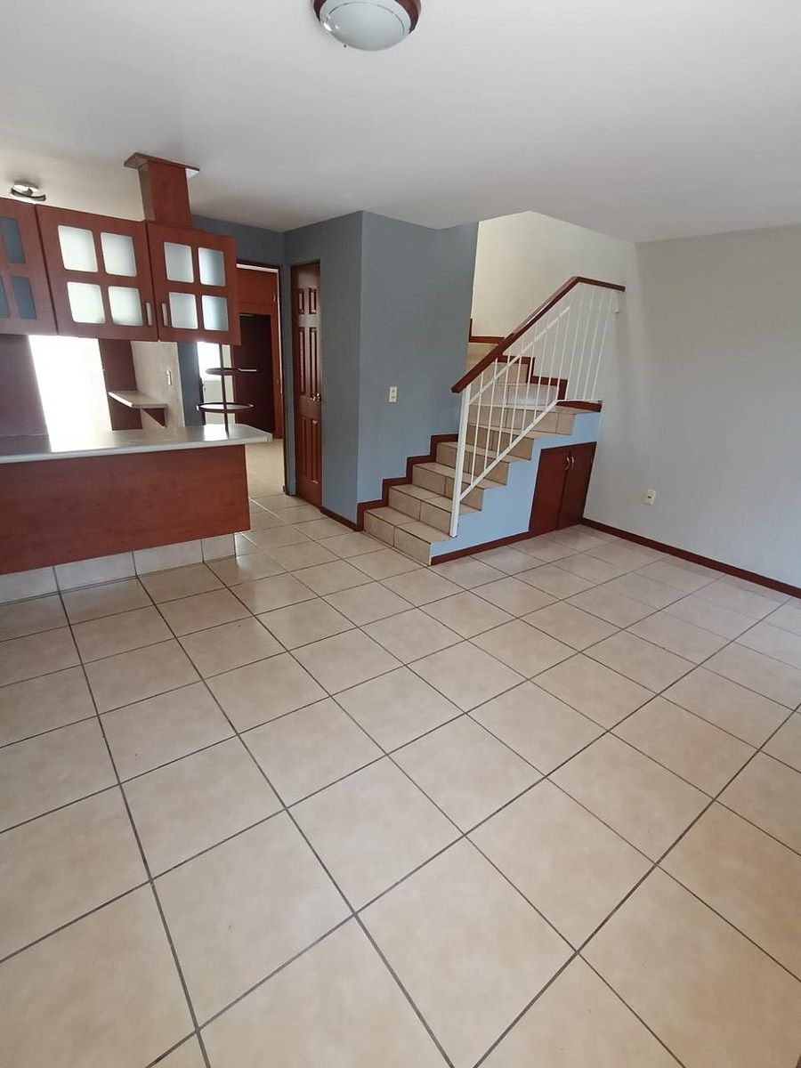 🏡 CASA À VENDA EM REAL DEL BOSQUE, ZAPOPAN, foto 1 de 21