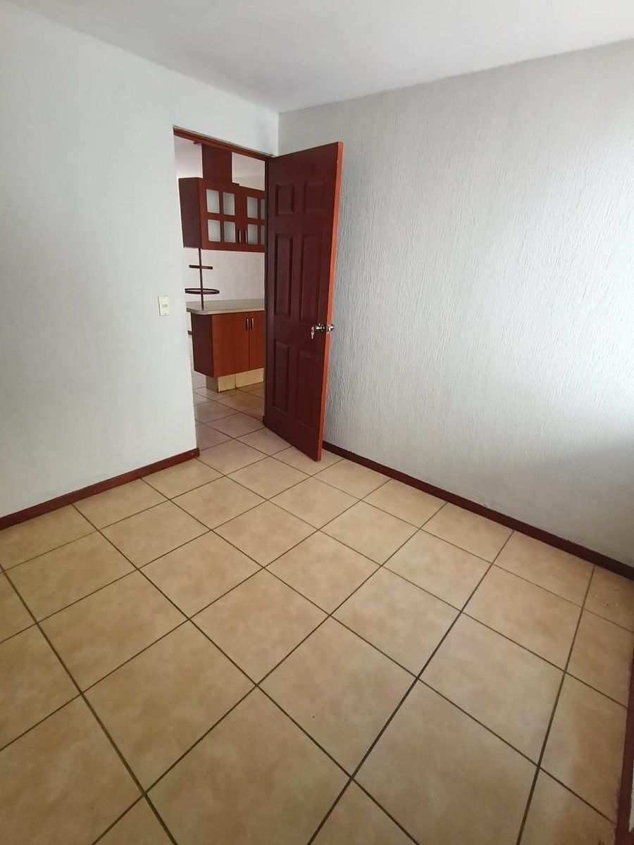 Casa em Real Del Bosque, Zapopan, foto 6 de 21