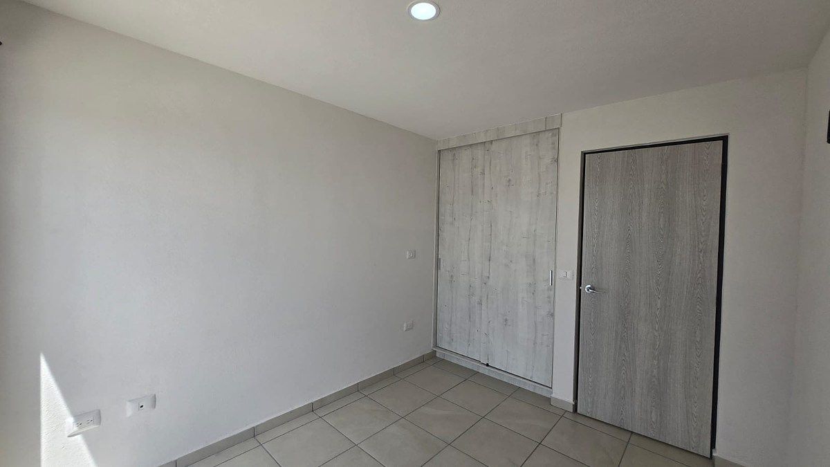 Casa em condomínio fechado em Capital Sur, El Marqués, foto 14 de 20