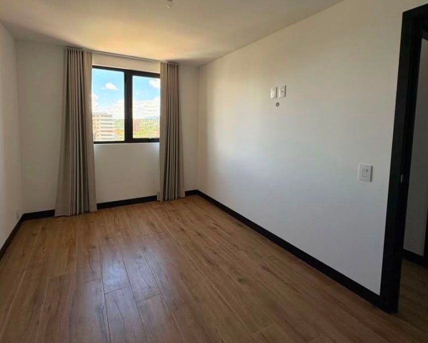 Apartamento en Zona 15, Guatemala, foto 6 de 16