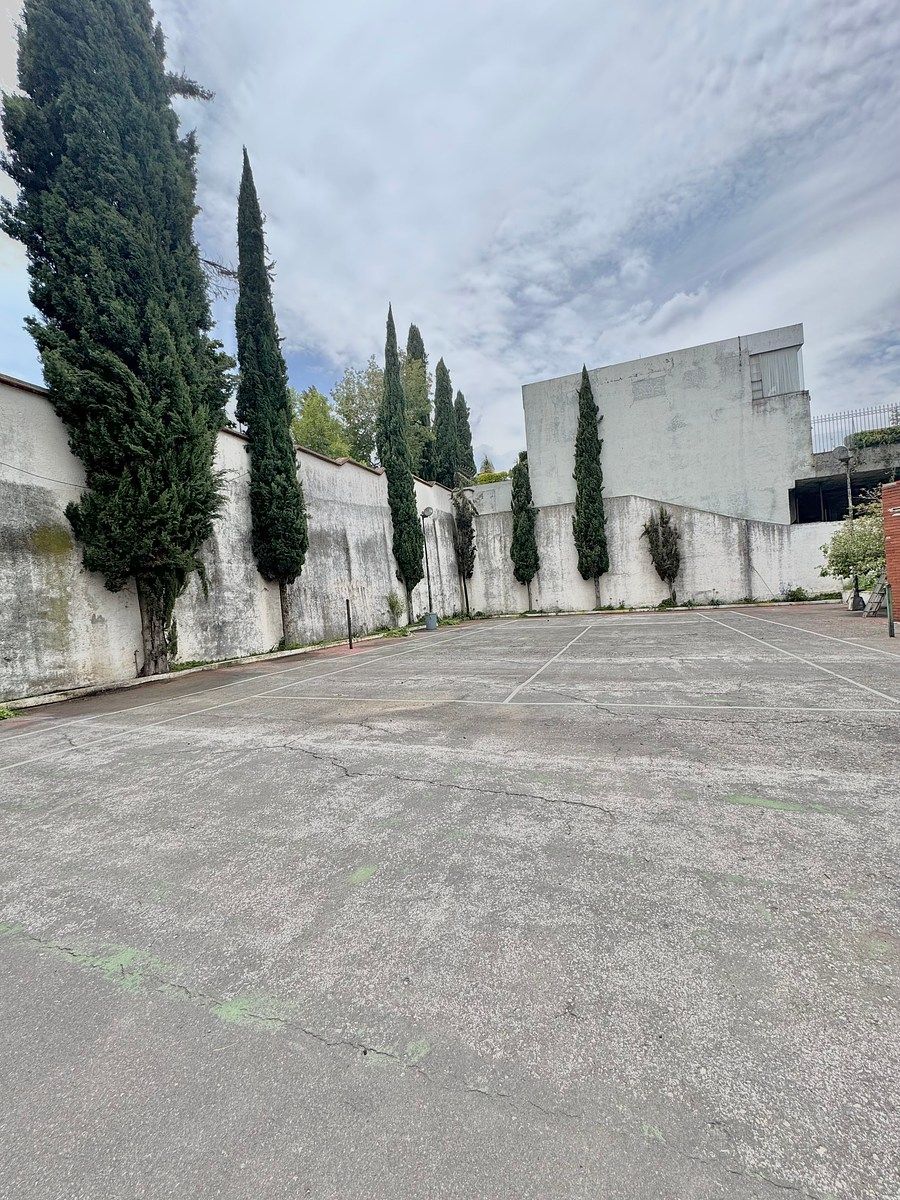 Flat land to build in Bosques de las Lomas, photo 1 of 5