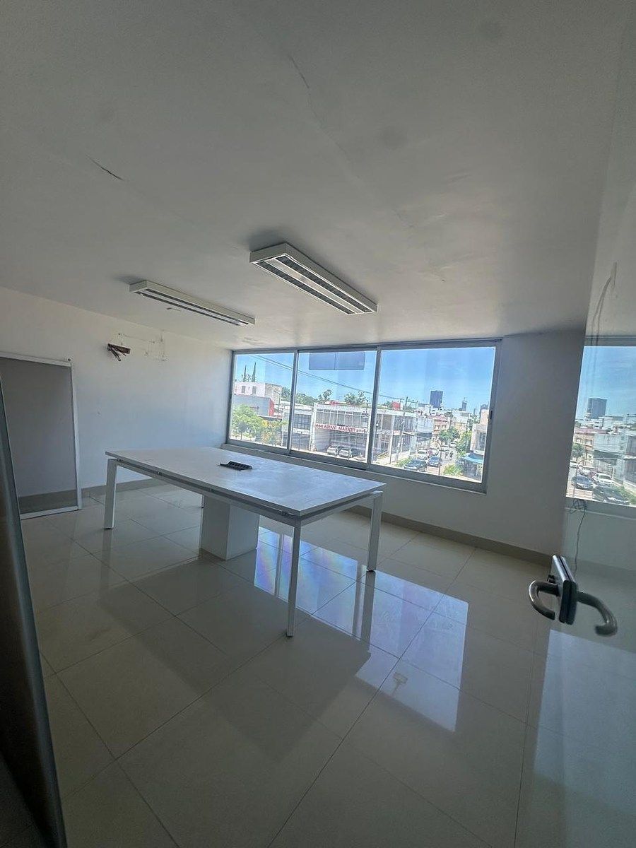 Casa com uso comercial em Ladrón de Guevara, Guadalajara, foto 17 de 24