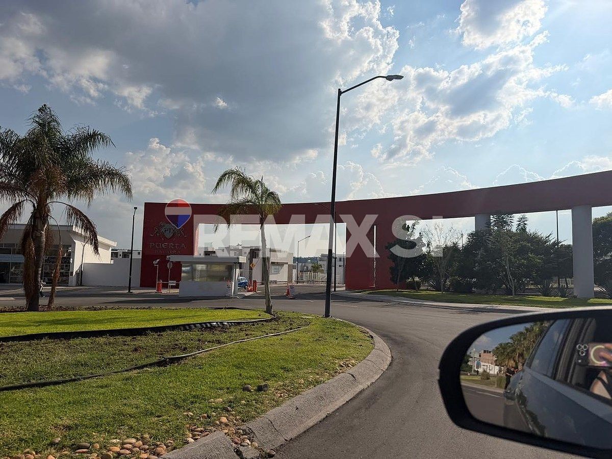 Casa em Puerta Navarra, Querétaro, foto 3 de 21