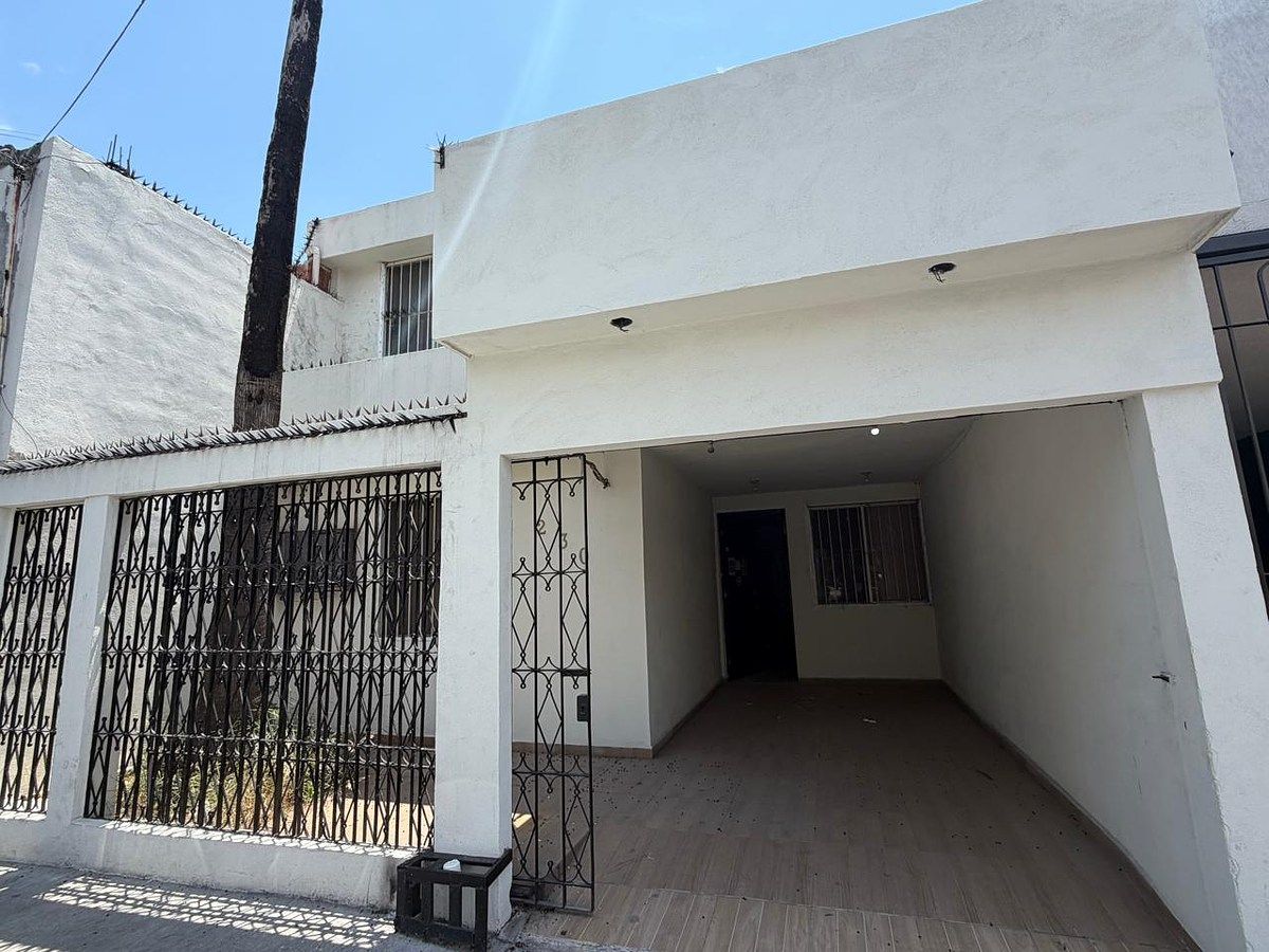 Casa en Venta en Centro de Mty, a 2 cuadras de Cuauhtémoc, foto 1 de 14