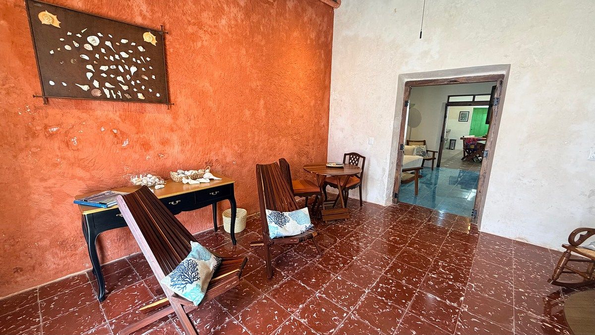 House in San Román, Campeche, photo 2 of 18