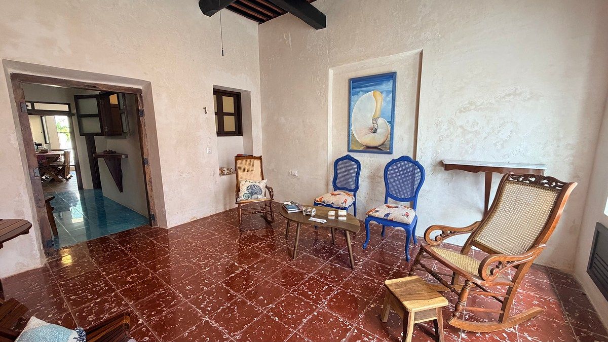 House in San Román, Campeche, photo 3 of 18
