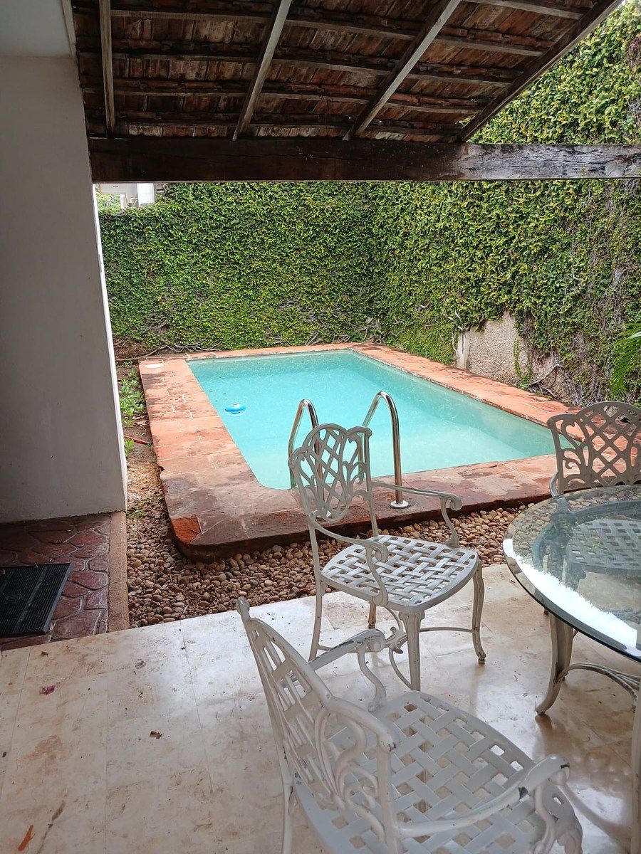 Piscina, foto 5 de 17
