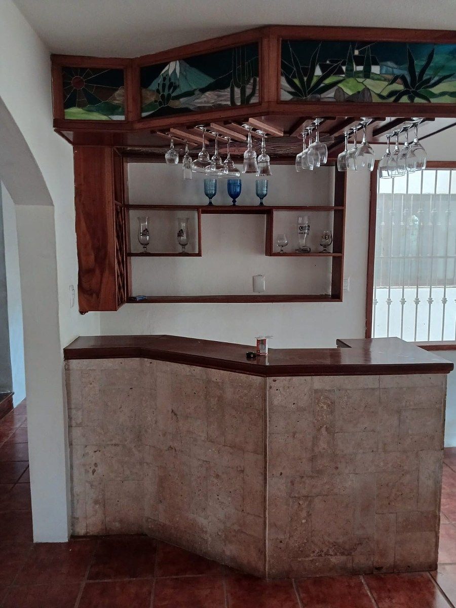 Bar de la casa, foto 8 de 17
