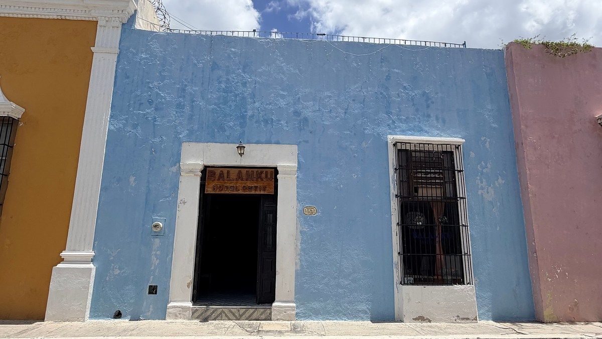 FOR SALE - HOTEL IN THE EMBLEMATIC HISTORICAL CENTER OF CAMPECHE, photo 1 of 18