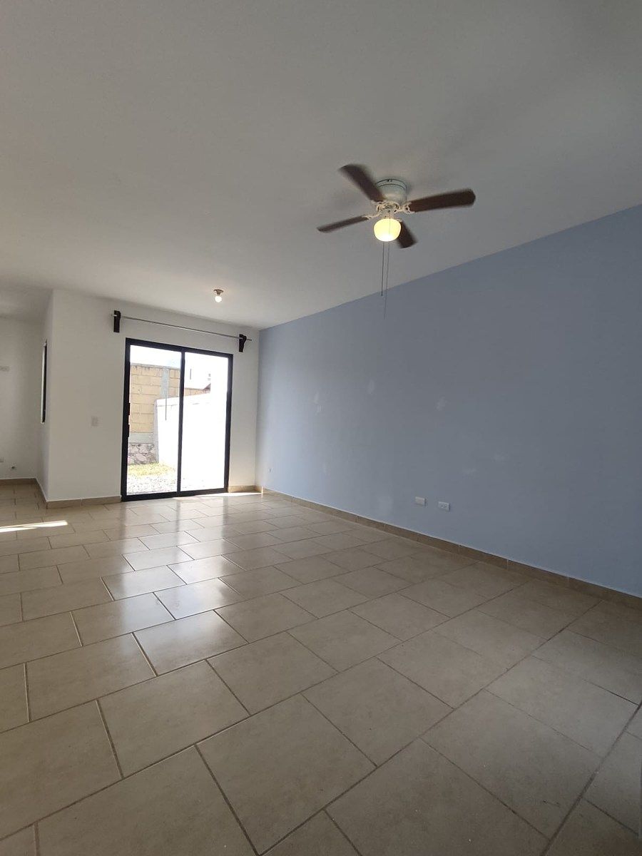 Casa em condomínio fechado em San Isidro Juriquilla, Querétaro, foto 4 de 28