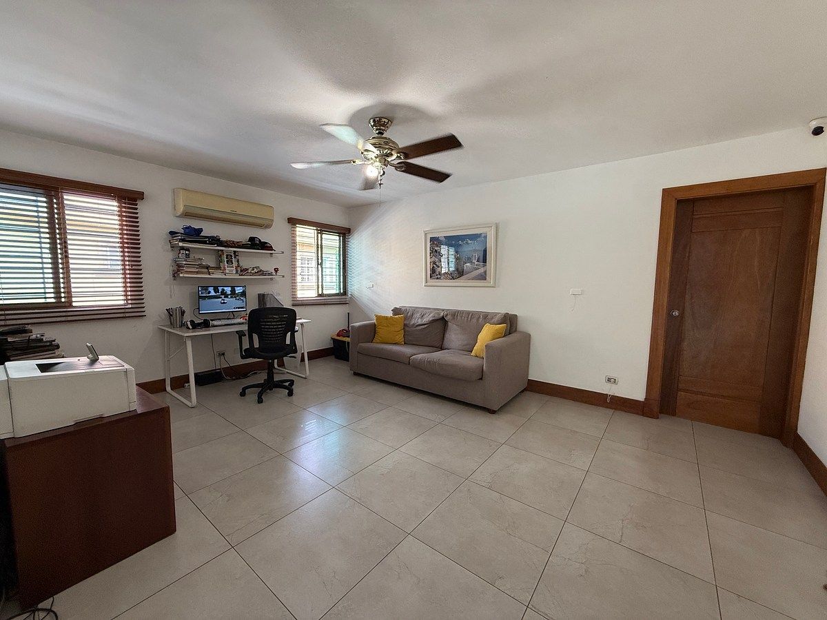 Casa en Altos de Arroyo Hondo III, Santo Domingo Centro (Distrito Nacional), foto 12 de 17