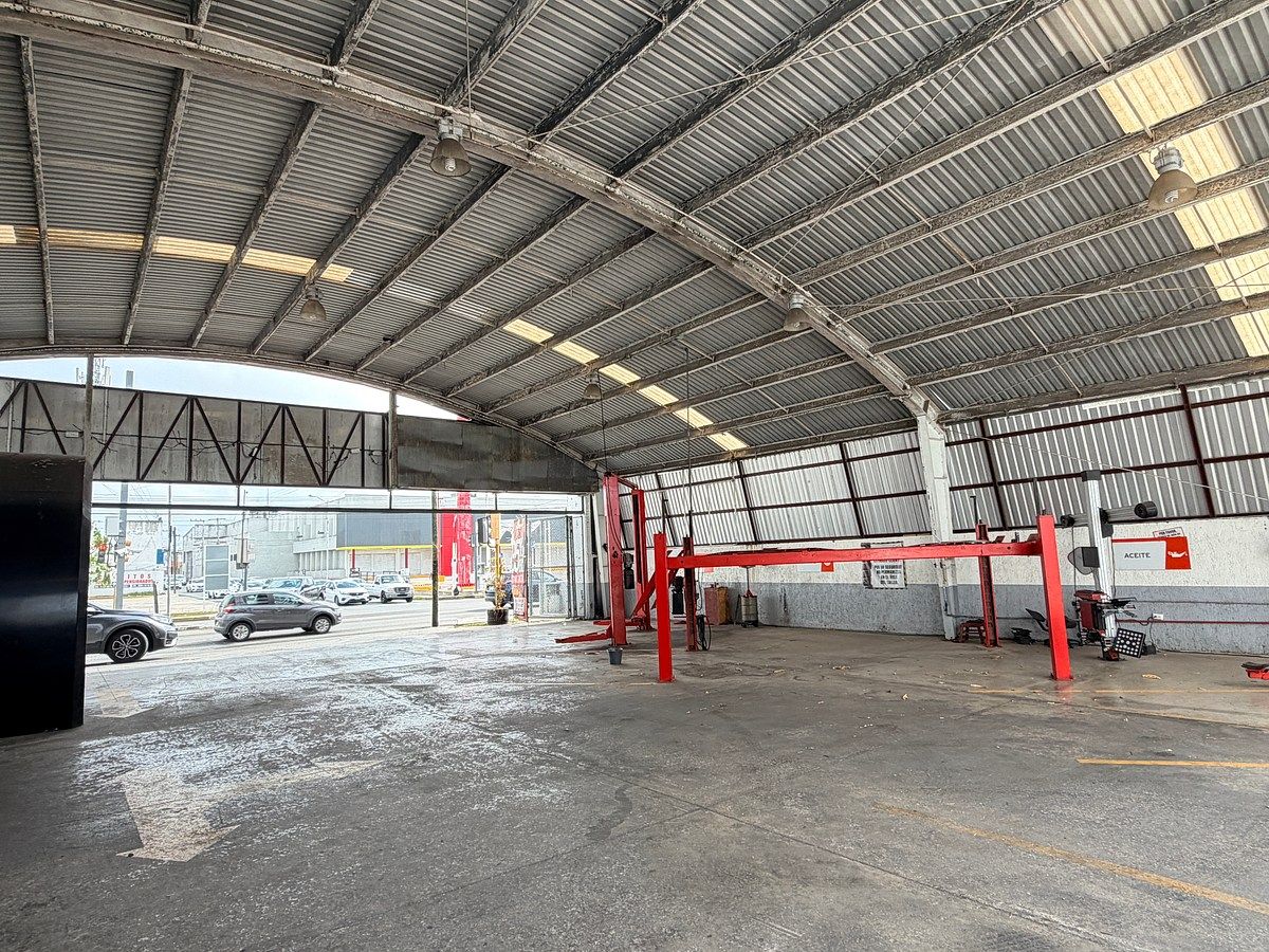 Local comercial en Pensiones, Mérida, foto 19 de 25