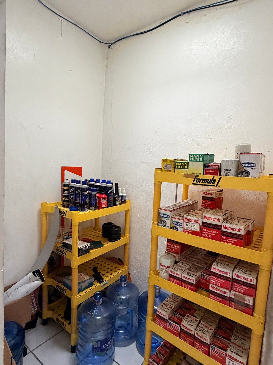 Local comercial en Pensiones, Mérida, foto 22 de 25