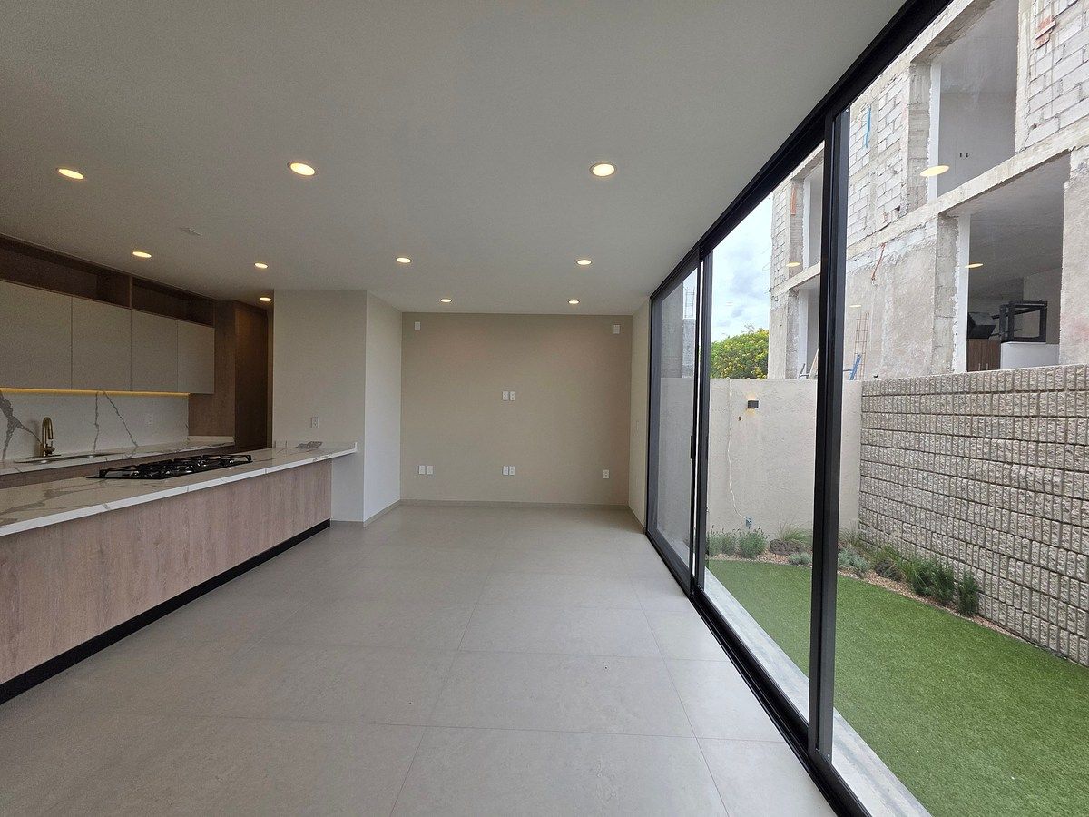 House in Gated Community in Zarú, El Marqués, photo 11 of 22
