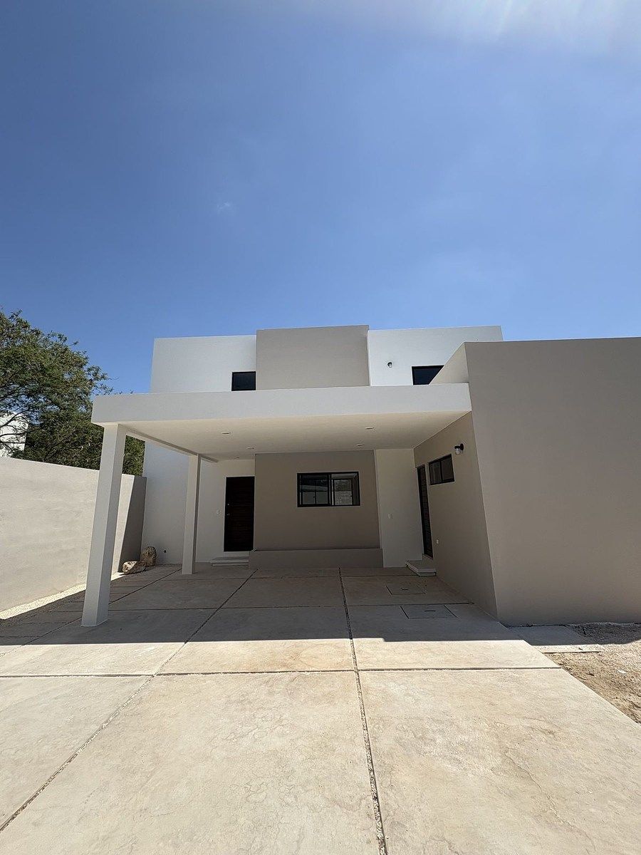 House in Cholul, Mérida, photo 2 of 17