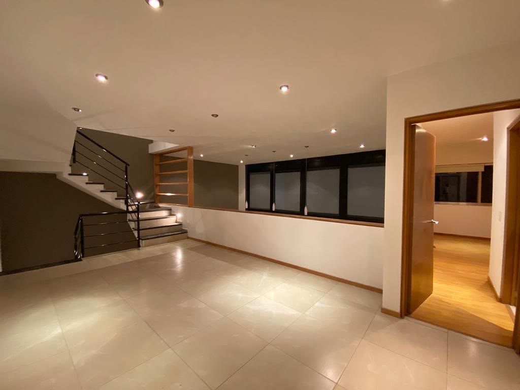 House in Cumbres del Lago, Querétaro, photo 2 of 31