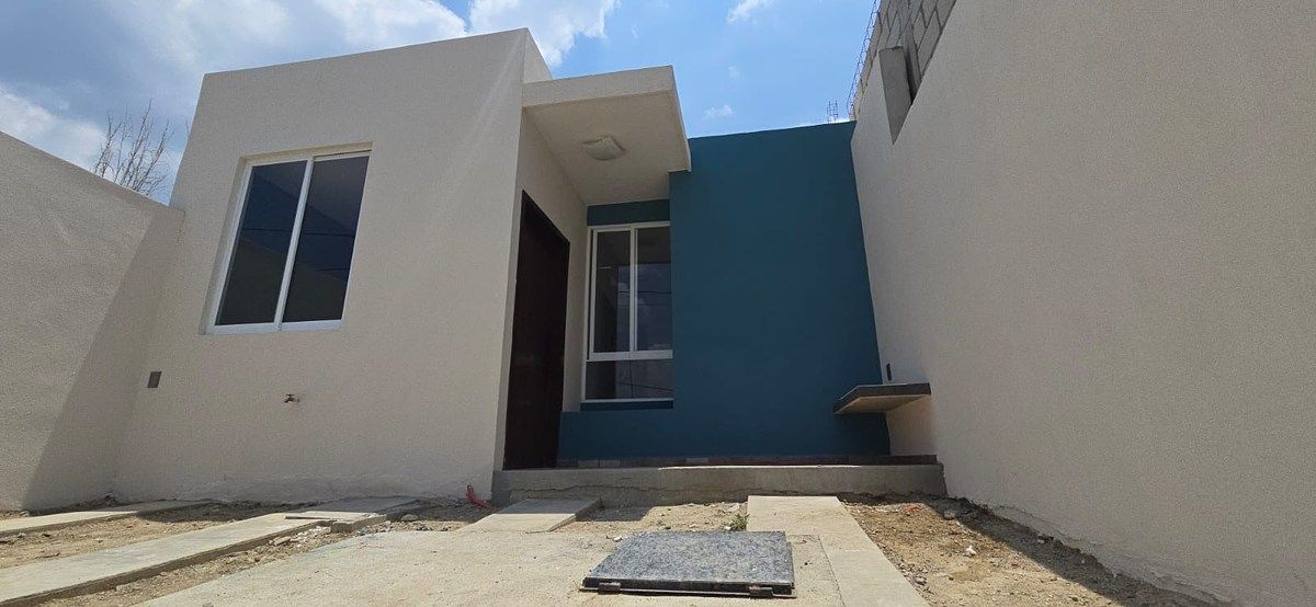 HOUSE FOR SALE COL. ROSARIO EL NIPE, CHIAPA DE CORZO, CHIS, photo 1 of 15