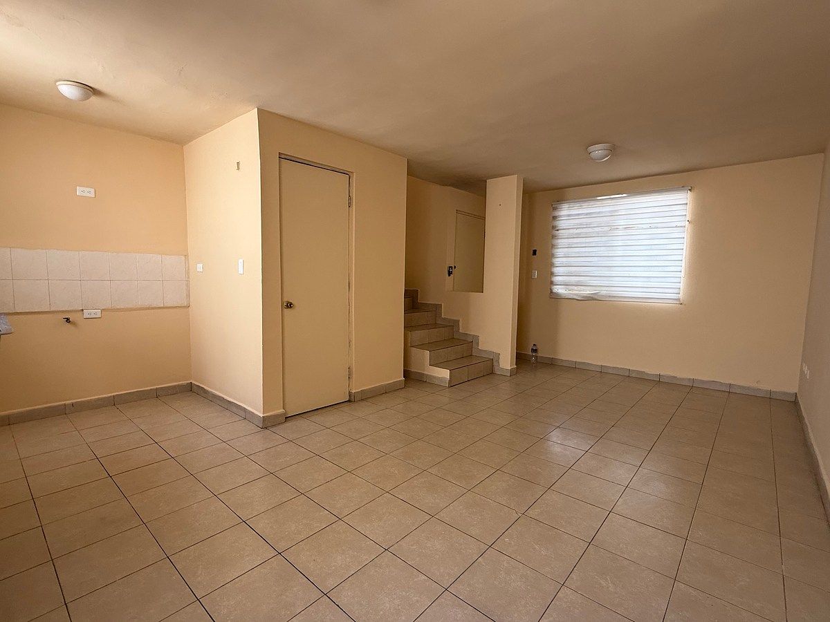 House in Prados Del Rey, Santa Catarina, photo 3 of 9