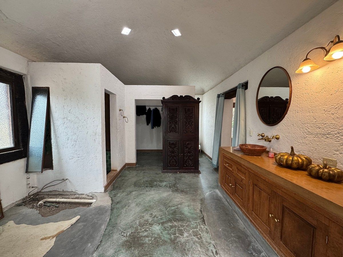 Country House in El Huizachal, San Miguel de Allende, photo 13 of 50