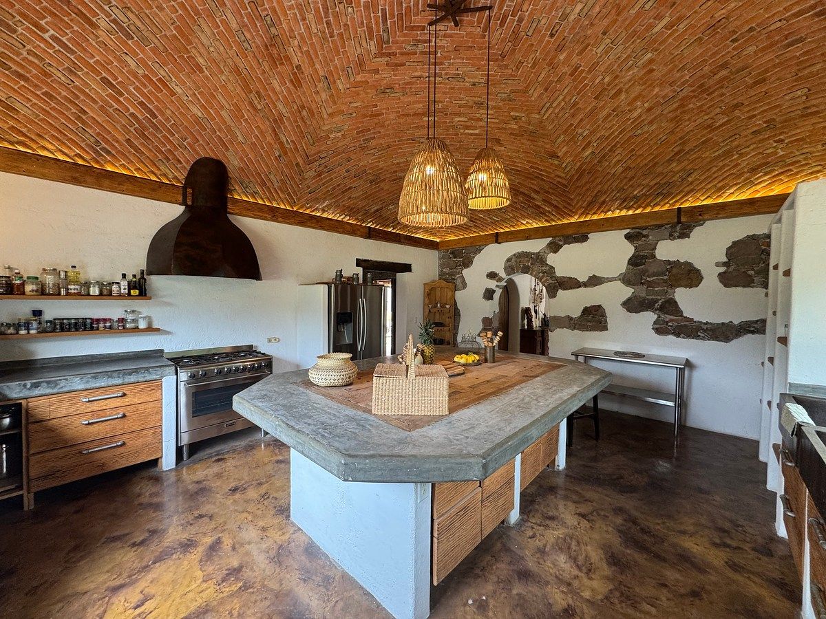 Country House in El Huizachal, San Miguel de Allende, photo 20 of 50