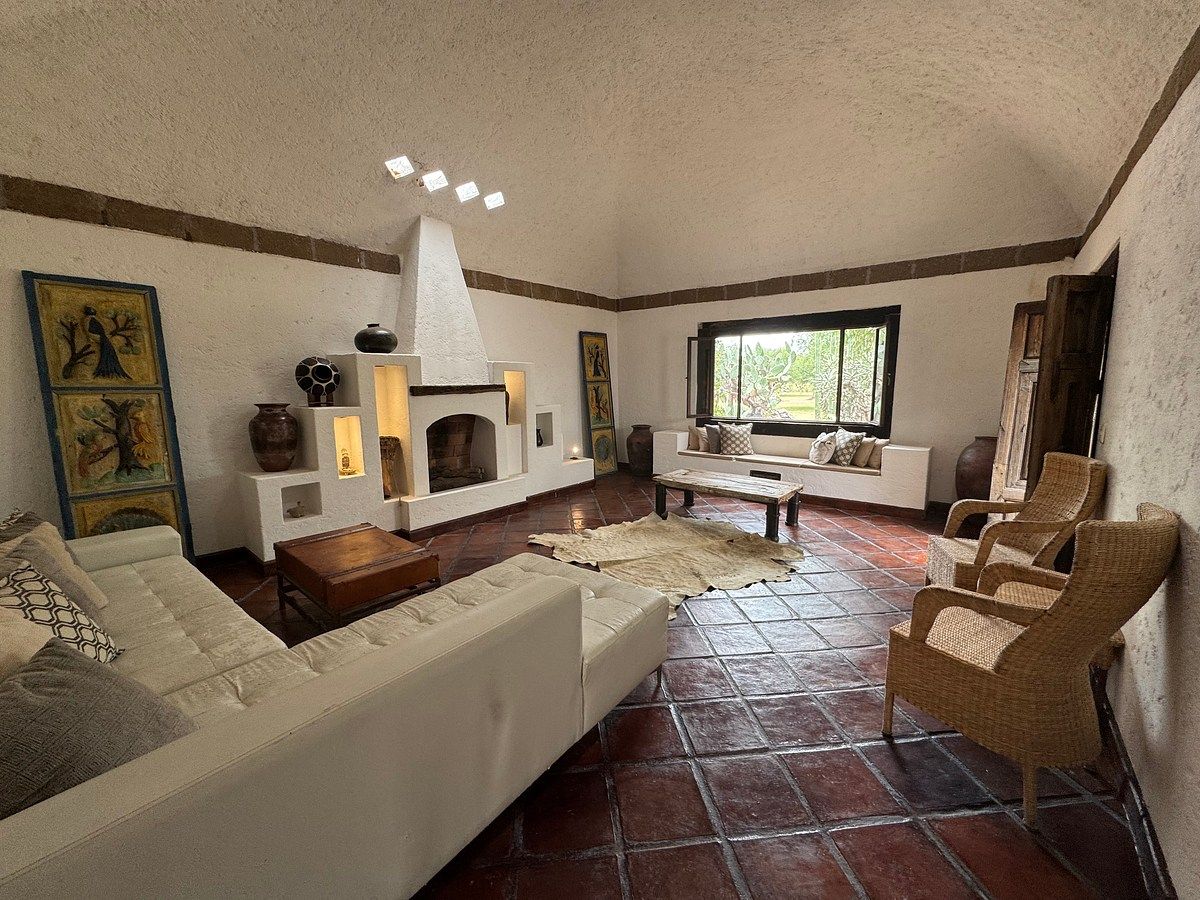 Country House in El Huizachal, San Miguel de Allende, photo 36 of 50