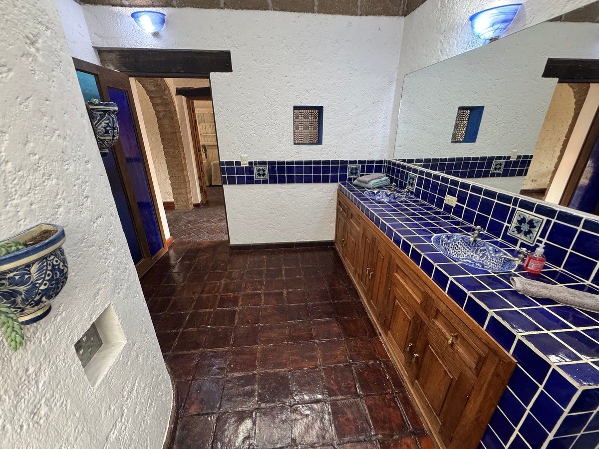 Country House in El Huizachal, San Miguel de Allende, photo 40 of 50