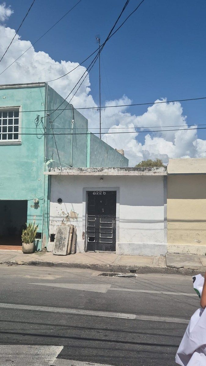 House for Restoration for Sale in the Center of Mérida, Yucatán (EB-WT4914), photo 1 of 11
