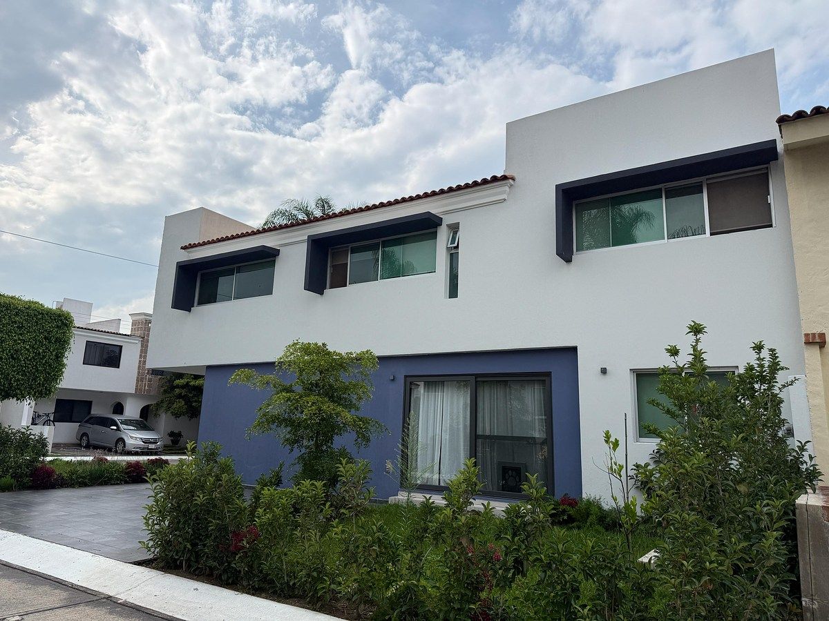 Beautiful house for sale in Real Garden!, photo 1 of 22