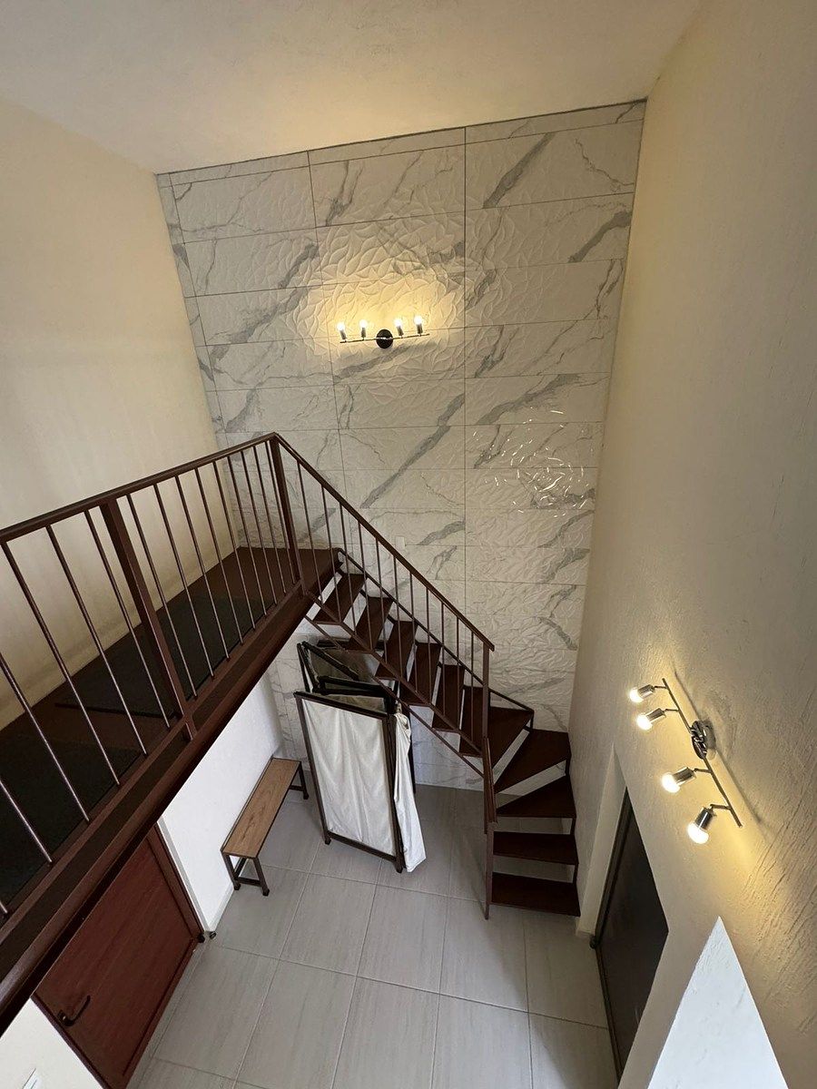 COUNTRY HOUSE|COLOTLAN ROAD, photo 1 of 17