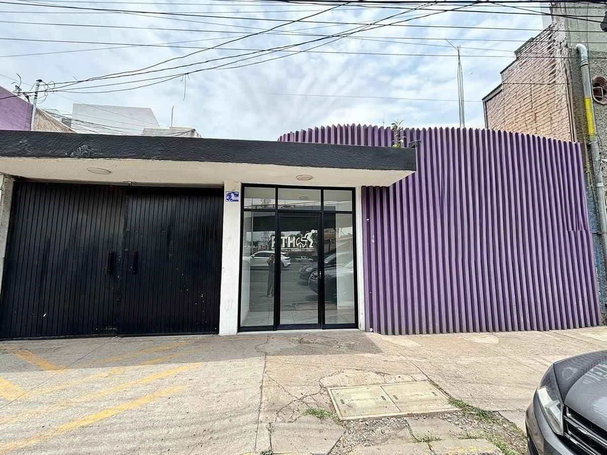 RENTA LOCAL COMERCIAL UNA PLANTA AV CONSTITUYENTES QRO., foto 1 de 17