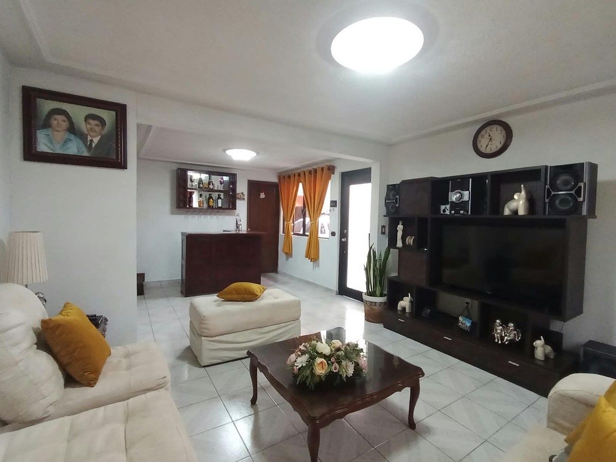 House in Ampliación General José Vicente Villada Súper 44, Nezahualcóyotl, photo 2 of 19