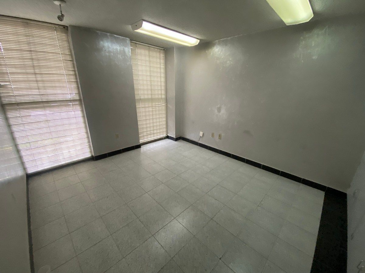 Office in Ciudad Satélite, Naucalpan de Juárez, photo 20 of 27