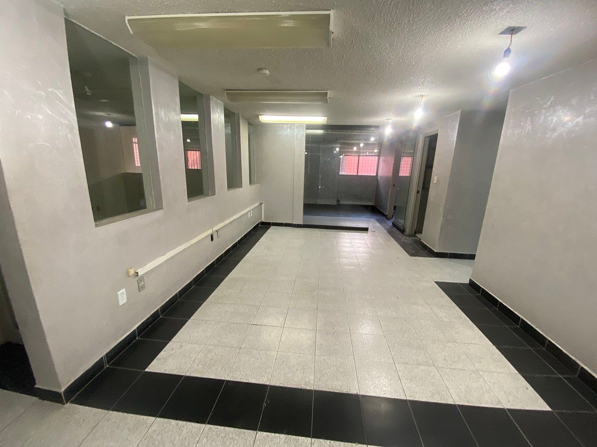 Office in Ciudad Satélite, Naucalpan de Juárez, photo 23 of 27