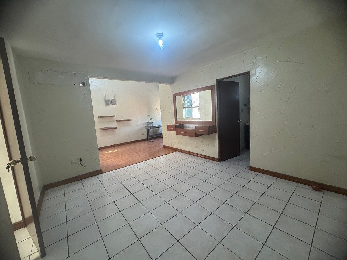 House in Mirador de la Silla, Guadalupe, photo 16 of 25