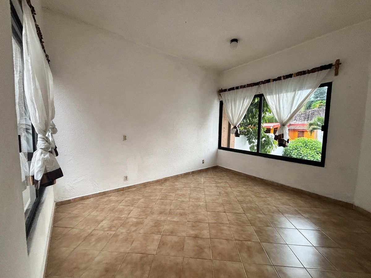 House in Lomas de Atzingo, Cuernavaca, photo 15 of 41