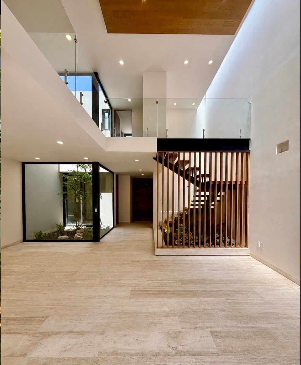 CASA RENTA FOGATA ALTOZANO Doble altura y Jardin 55m2, acabados de lujo., foto 1 de 26