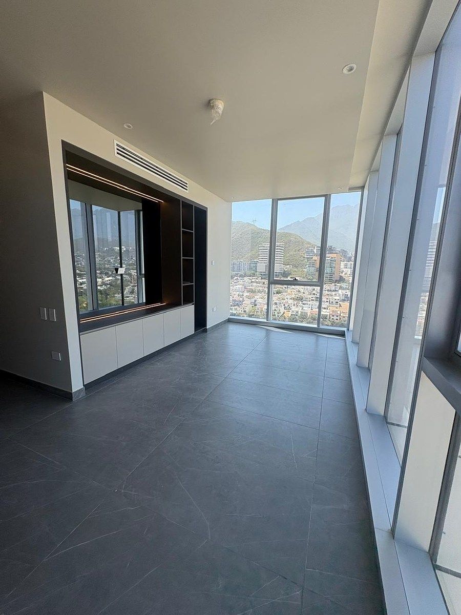 Lativ Rent, photo 1 of 15