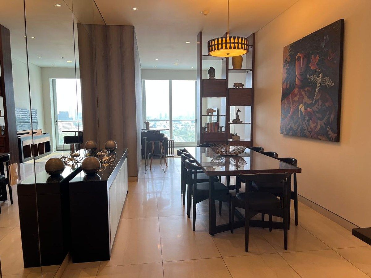 Furnished Koi, photo 1 of 14