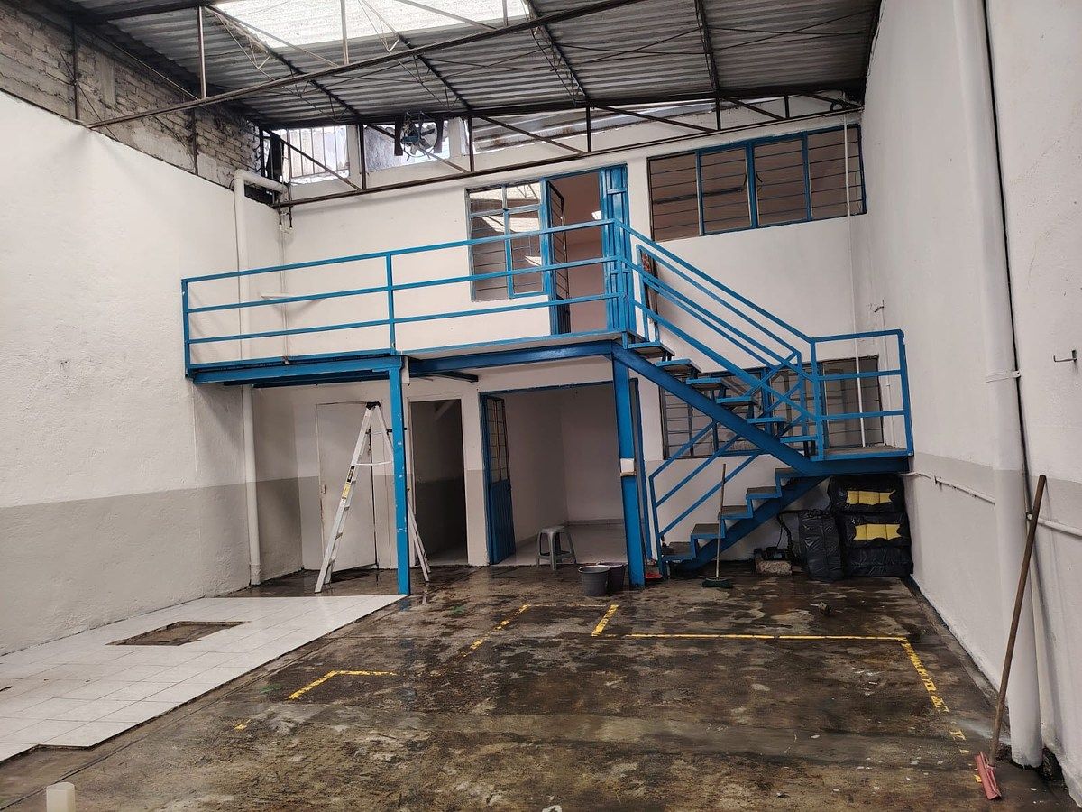 Bodega comercial en Leandro Valle, Tlalnepantla de Baz, foto 2 de 9