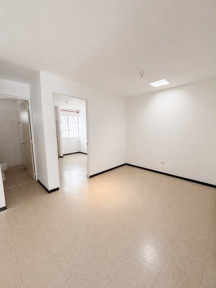 Casa em Colinas de Santa Cruz 2a Sección, Querétaro, foto 2 de 12