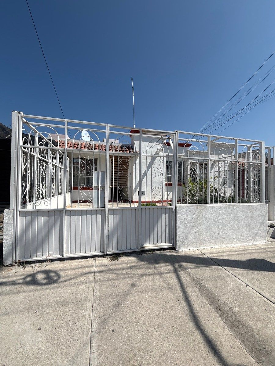 Casa em Colinas de Santa Cruz 2a Sección, Querétaro, foto 9 de 12