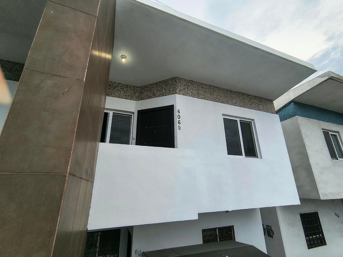 Rent Central Apartment, photo 1 of 16