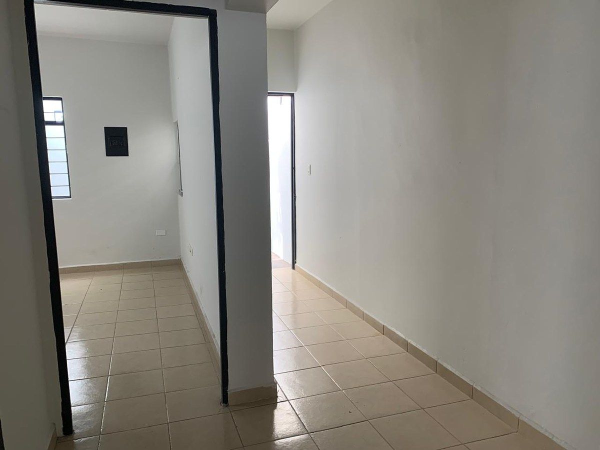 Retail Space in Mitras Centro, Monterrey, photo 4 of 13