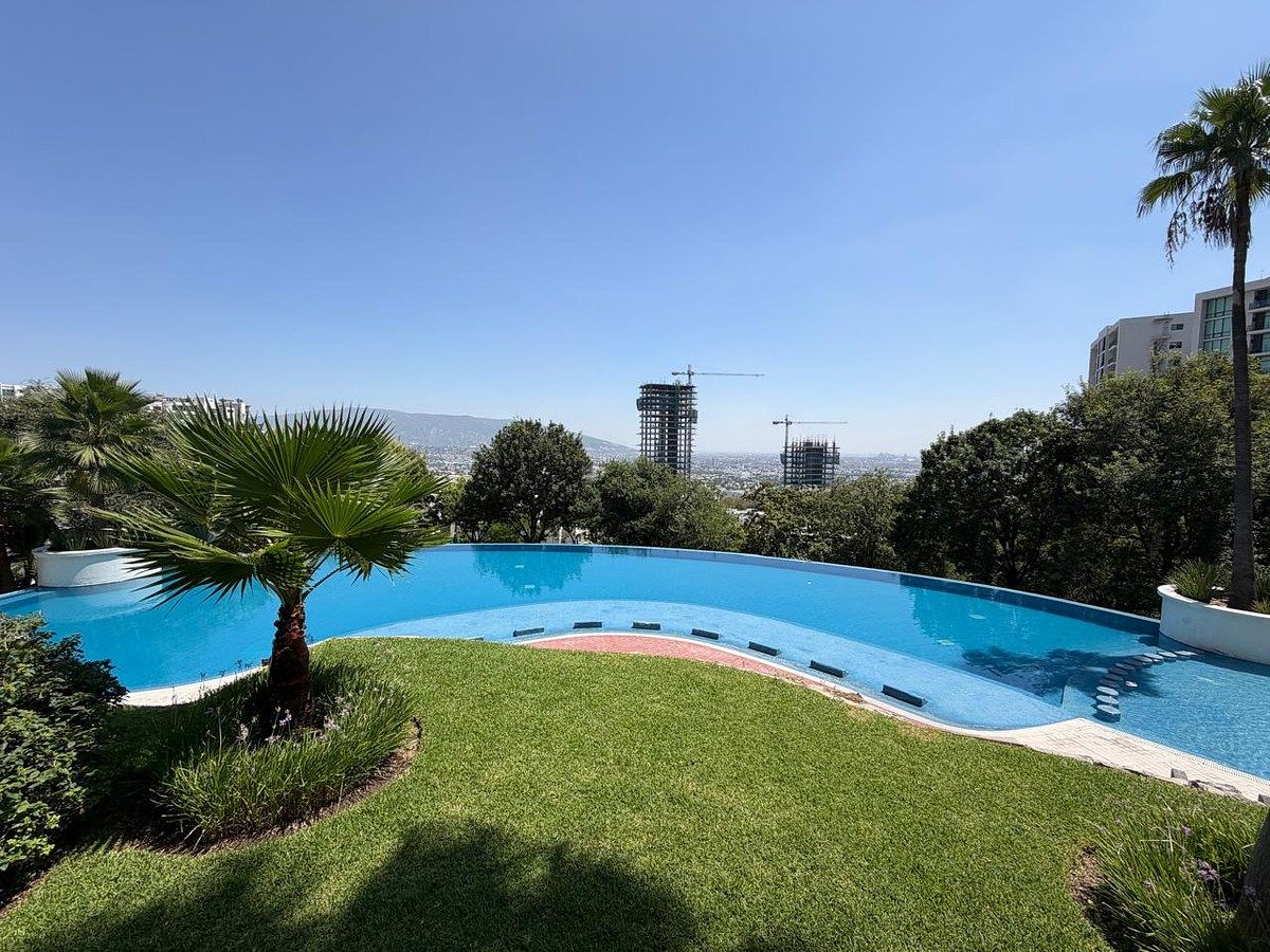 Apartamento Mobiliado na Torre Retama, Dinastia, San Jerônimo Excelente Localização, foto 1 de 22