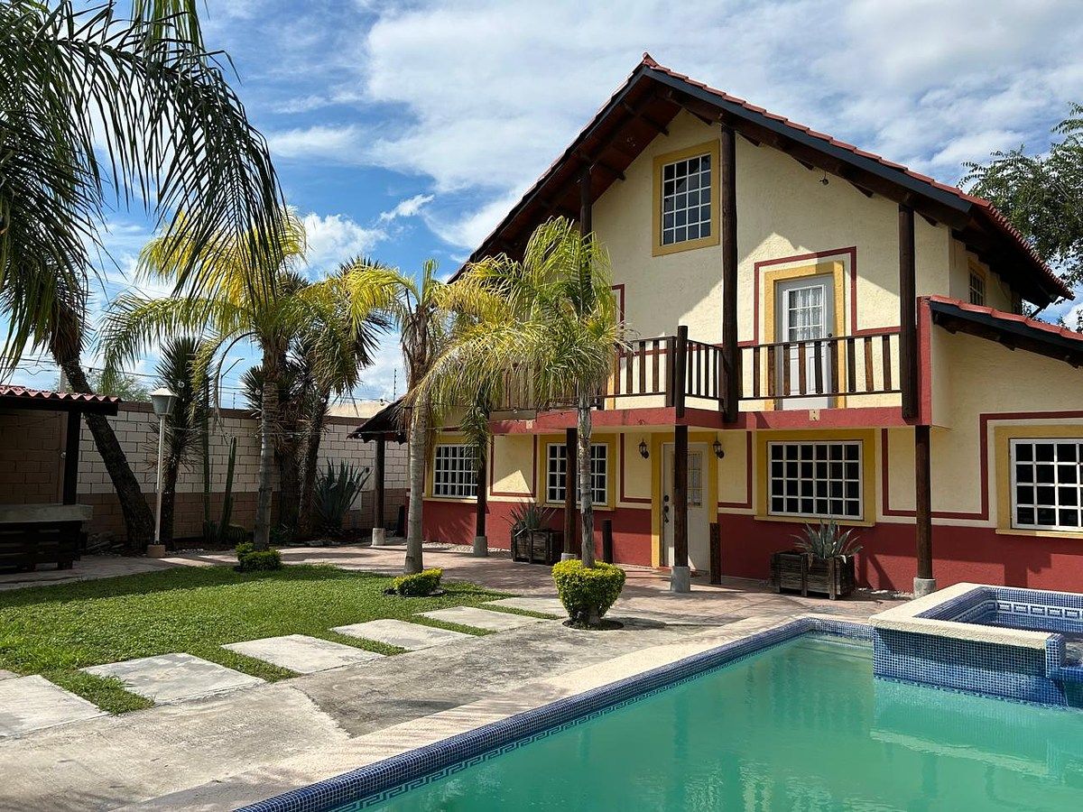 RENTAL HOUSE IN PORTAL DEL NORTE, photo 1 of 20