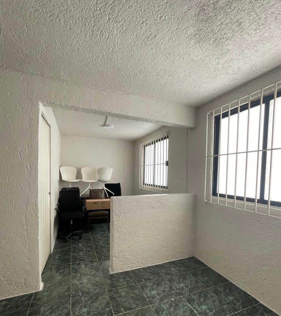 Commercial Storage Unit in Las Arboledas, Tlalnepantla de Baz, photo 5 of 11