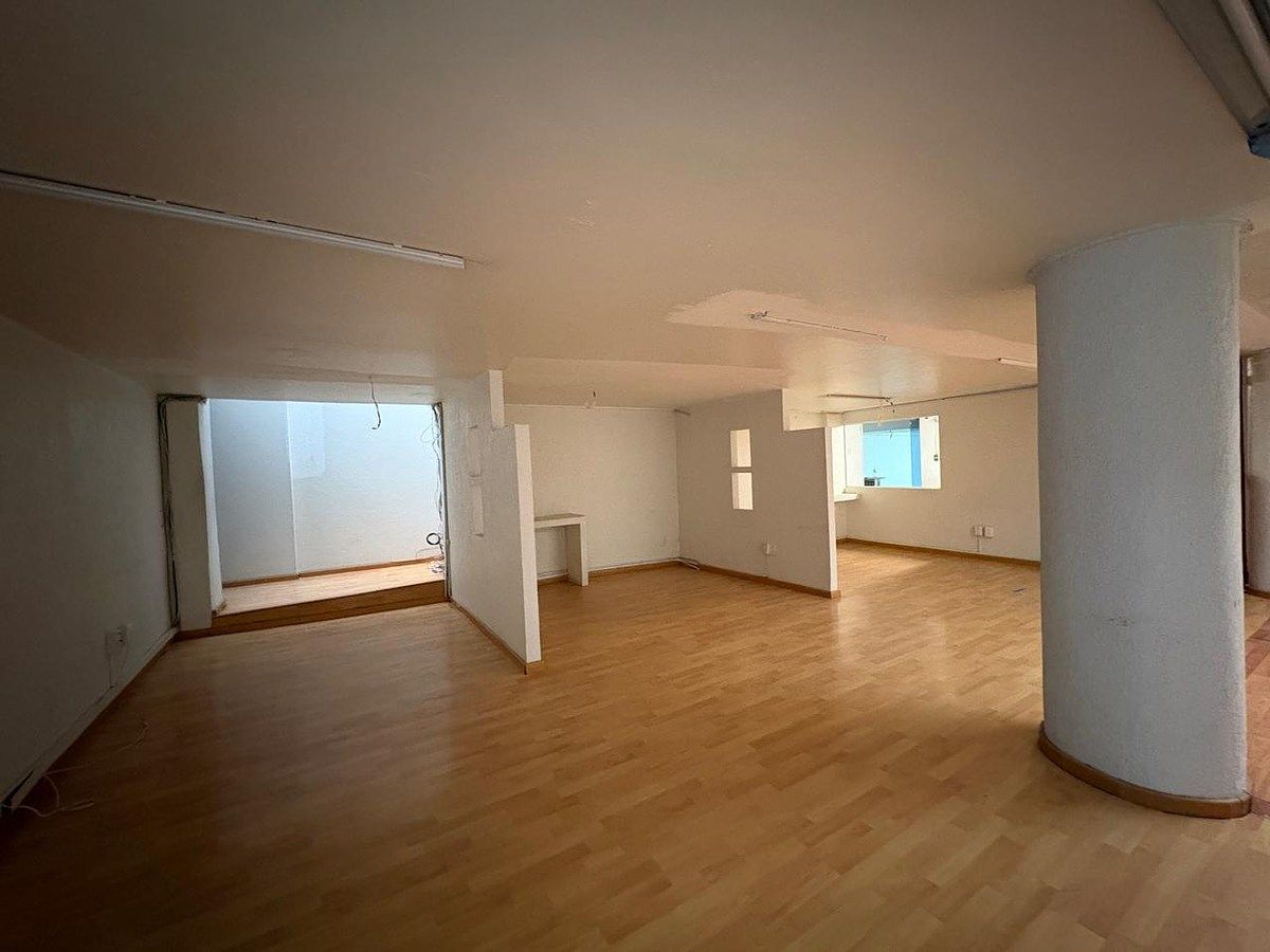 Rent Ground Floor Office, photo 1 of 9