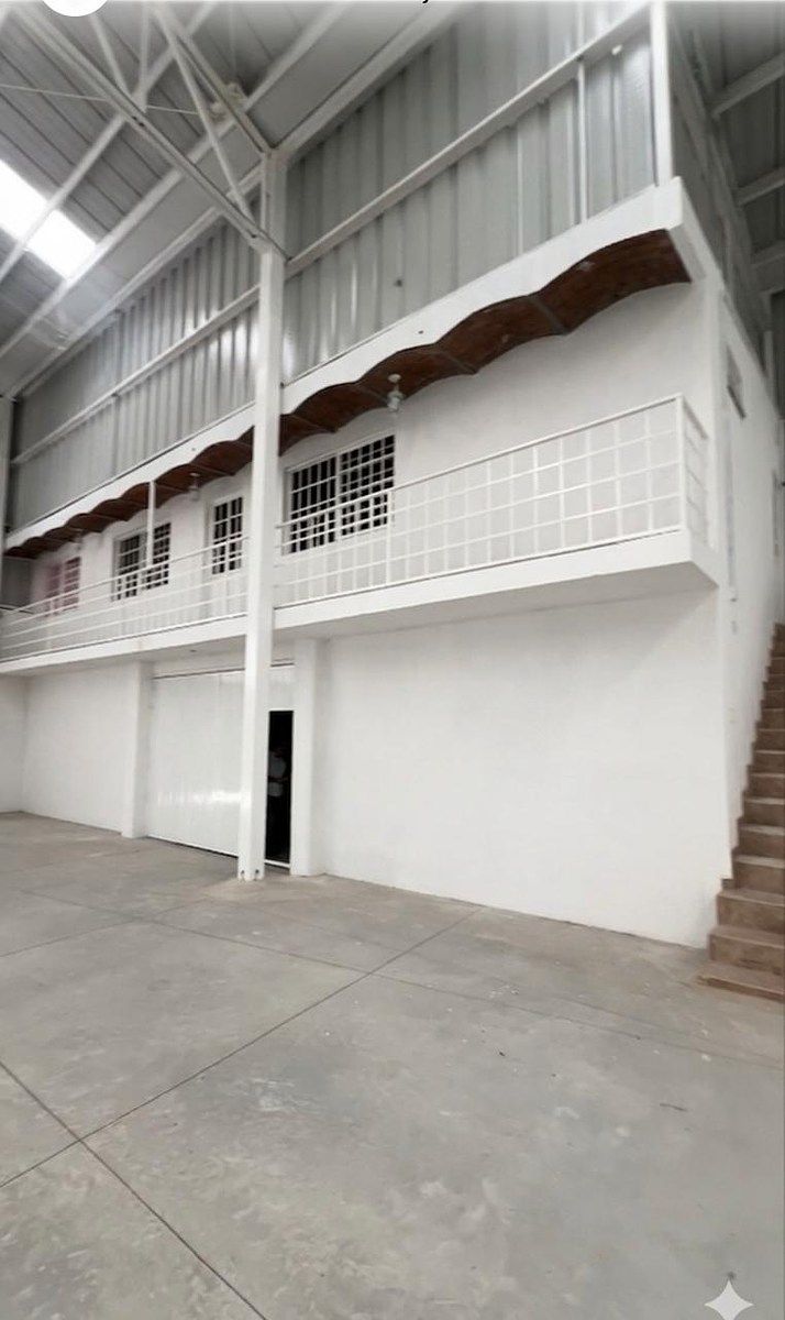 Bodega comercial en Las Pintas de Abajo, Tlaquepaque, foto 3 de 7